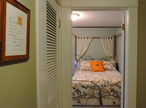 Huckleberry Hill Bed and Breakfast