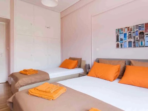 Athens Acropolis Spacious Apartment