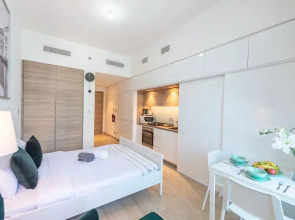 Marco Polo - Studio with Marina View + Huge Balcony in Marina