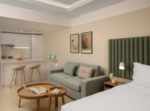 Staybridge Suites Dubai Internet City, an IHG Hotel