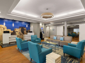 La Quinta Inn and Suites by Wyndham at WaTiki Waterpark