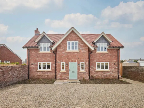 Host Stay Kittiwake Cottage