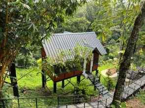 Santhi Hill View Resort