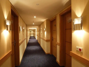 Safir Bhamdoun Hotel