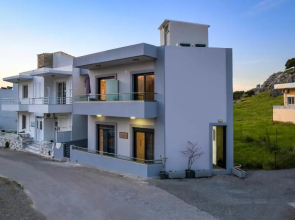 MaΜa's Studio & Apartment