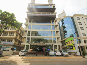 Capital O 3285 Hotel Radiant