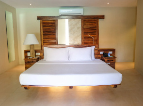 Bluewater Maribago Beach Resort
