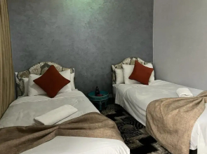 Jenna House - Hostel