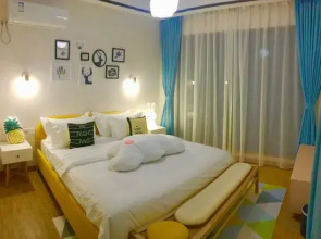 Xinglun International Apartment (Foshan Meidi Wuhu Shop)