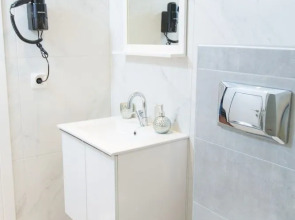 Civilian Apartments, Nilie Hospitality MGMT