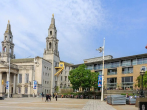 Live in Leeds Millenium Square Apartment