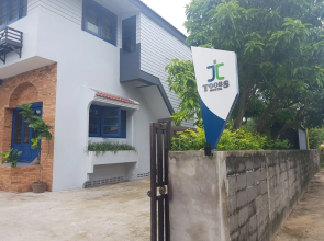 Toobs Hostel - Adults Only