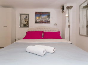 Apartments Varos
