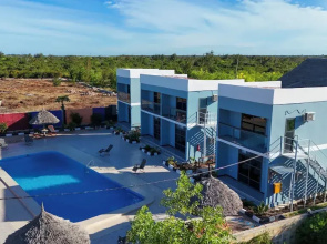 Wayma Paradise Resort