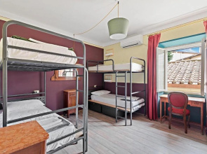Hotel Anna's
