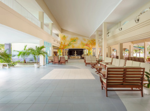 Aston Costa Verde Beach Resort