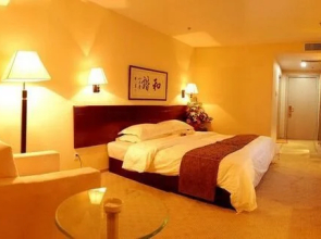 Dong Da Holiday Hotel