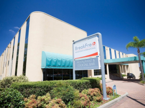 Breakfree Bankstown International