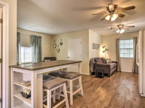 Cozy Canyon Lake Cottage: 1 Mi to Guadalupe River!