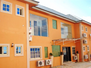 144 Suites Luxury Hotel