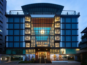 V.S.K. Residence (SHA Extra Plus)