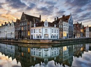 Apartment With Canal View in Heart of Bruges