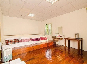 Wangwang Garden B & B