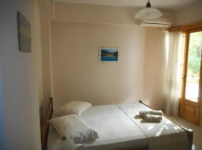 Ntinas House