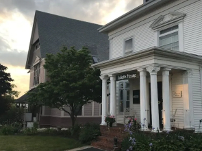 Julietta House