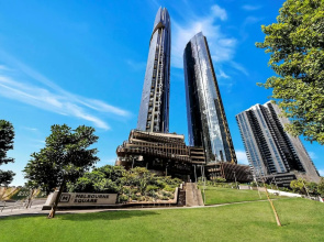 Melbourne Square Apartments