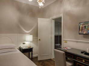 Plaza Hotel Lucchesi