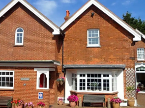 Strathmore Bed  Breakfast