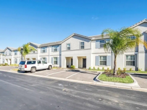 Brand New Home In Top Rated Resort Solterra 5 Bedroom Townhouse by Redawning