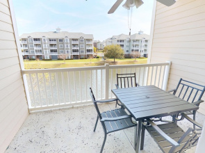 Magnolia Pointe Luster Leaf 4879-303