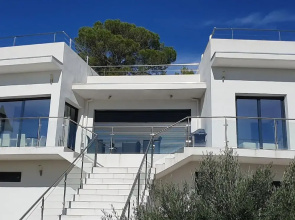 Villa in Lorgues With Private Pool