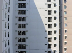 Warm And Homey 2Br At Sentraland Cengkareng Apartment