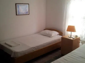 Bozcaada Pension Bag Evi