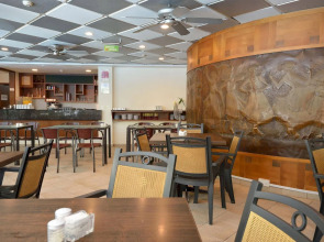 VIP Hotel (SG Clean Certified)