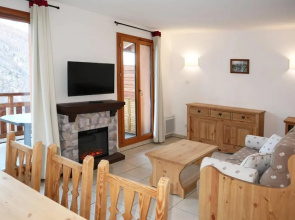 Appartement Les Orres, 4 pièces, 8 personnes - FR-1-322-417
