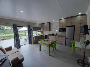 Studio 4 Churchill Lane Apartment