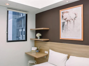 Comfy Studio Room at Evenciio Margonda Apartment