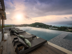 Курортный отель MIDA Grande Resort Phuket