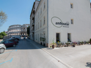 Hotel Amfiteatar