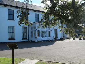 Courtmacsherry hotel