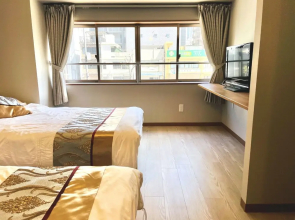 323Nanba-Near the station