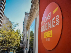 Casi Guemes Hotel