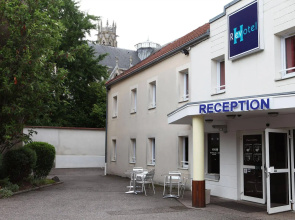 Hôtel REVOTEL