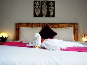 Louto Dmell Villa & Deluxe