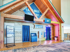 Three Bears Resort Adventure Base w/ Lake Access