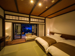 Traditional Onsen Ryokan Izu Yugashima Shirakabe